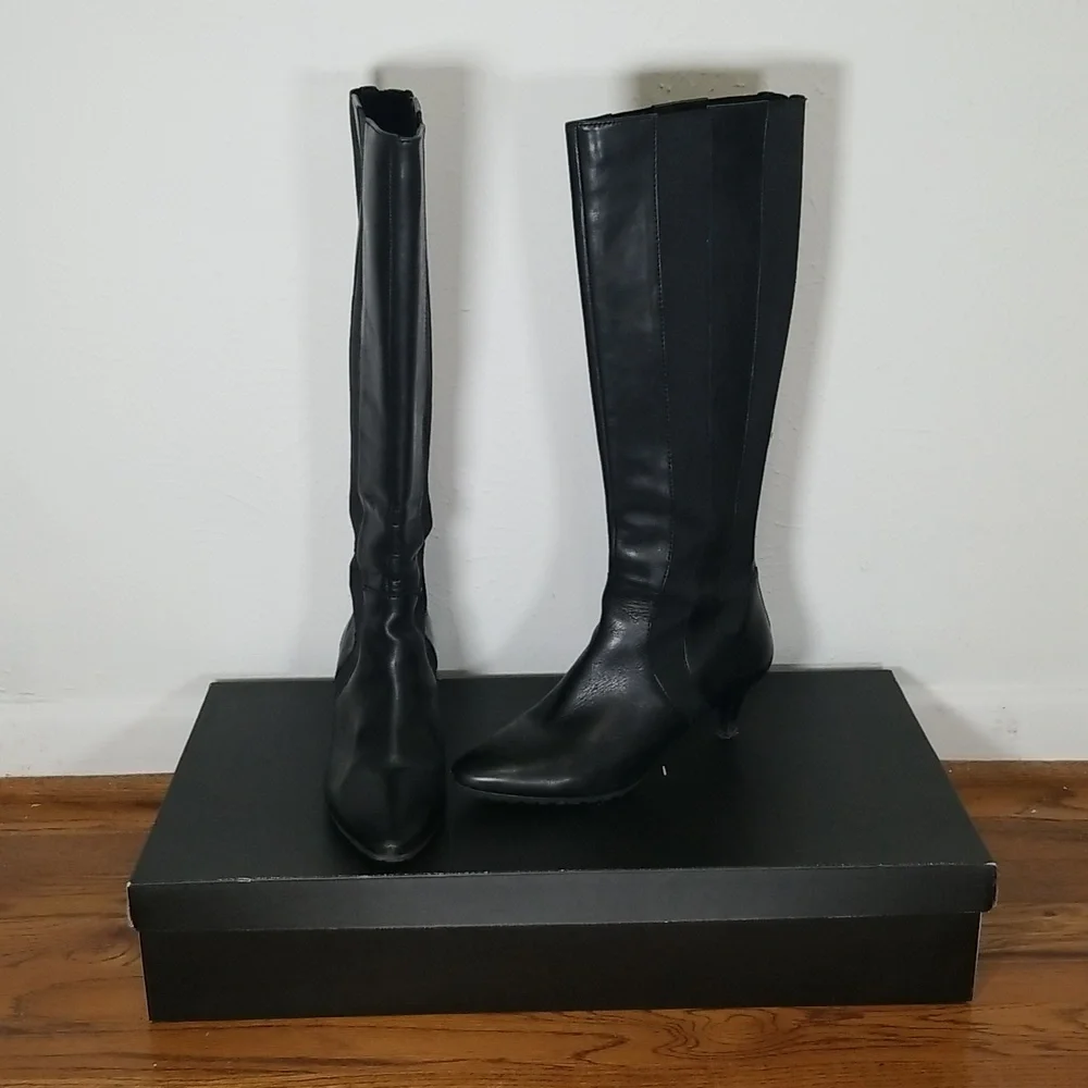 Taheri Women's Black High Boots Size 9 M